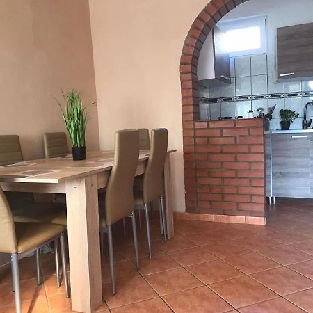 Tahiti Apartman Apartment Hajdúszoboszló Exterior foto