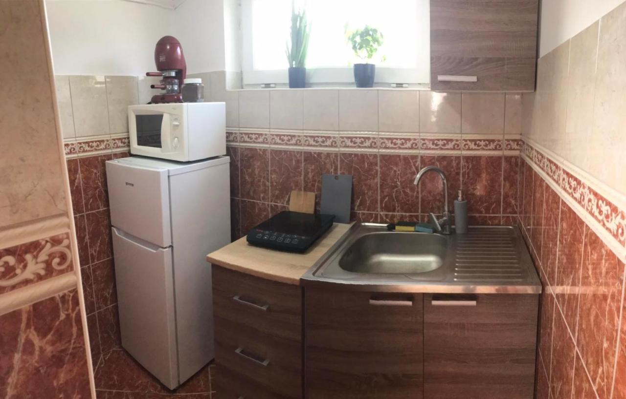 Tahiti Apartman Apartment Hajdúszoboszló Exterior foto
